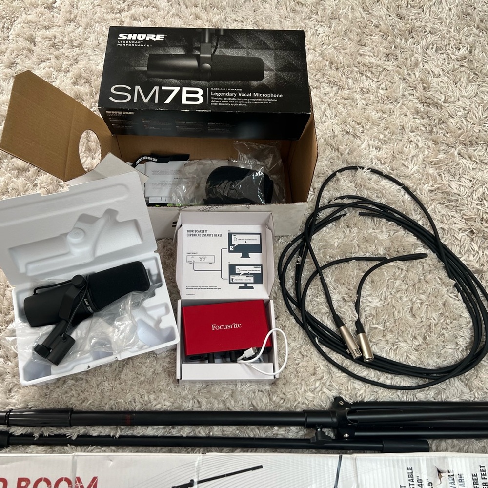 Shure SM7B Microphone, Focusrite Solo audio interface, Mic Stand & Cord